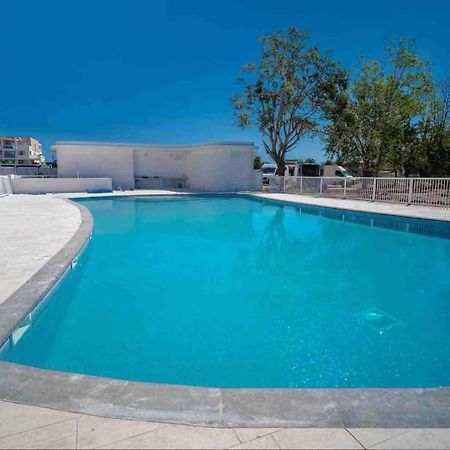 T2 Neuf + Piscine, 5 Mn A Pied Des Plages Сериньян Экстерьер фото